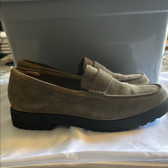 Brown Casual Loafers with Sturdy Soles - Picture 2 of 7